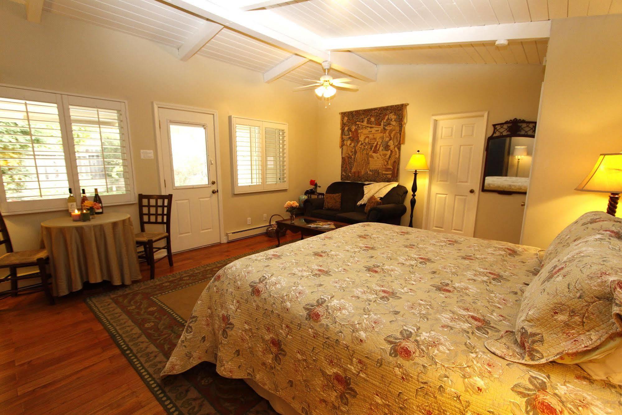 Meadowlark Inn Solvang Ngoại thất bức ảnh